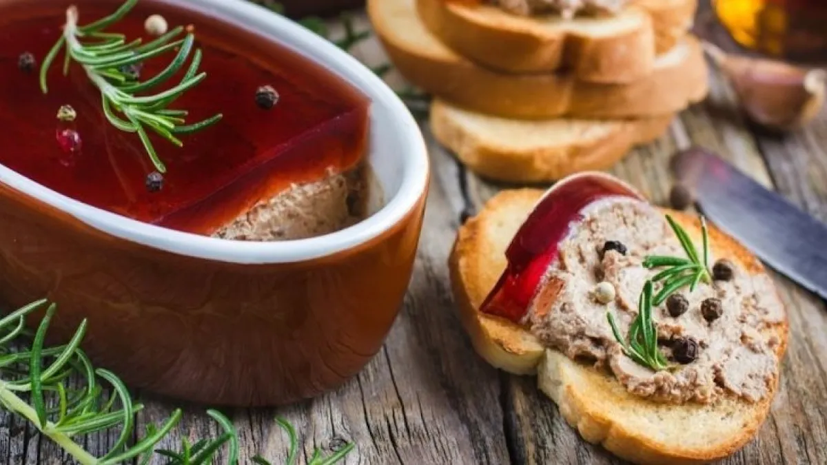 Ярославський з «МастерШеф‎» поділився сімейним рецептом: паштет, який мама робила в дитинстві