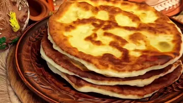 Справжня українська перепічка: як приготувати хрумку страву за годину