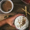 Один напій – подвійна користь: як зробити протеїнову каву, яка змінює ранкову рутину