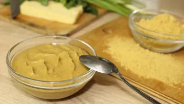 Домашня гірчиця, від якої «пробиває» ніс: простий рецепт без хімії