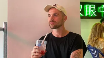 Міша Кацурін поділився рецептом улюбленого торта «Мурашник»: покрокова інструкція