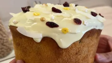 Ідеальна пасхальна глазур: густий, білий і стійкий крем за 5 хвилин