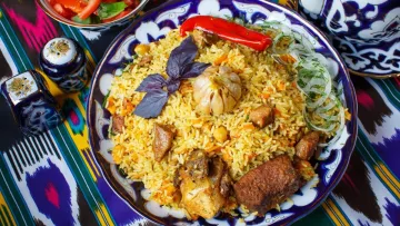 Як приготувати плов і що класти першим — м'ясо чи цибулю: поради шеф-кухарів
