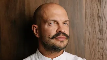 Креп Сюзетт на 14 лютого: Ярославський розповів, як приготувати романтичний десерт