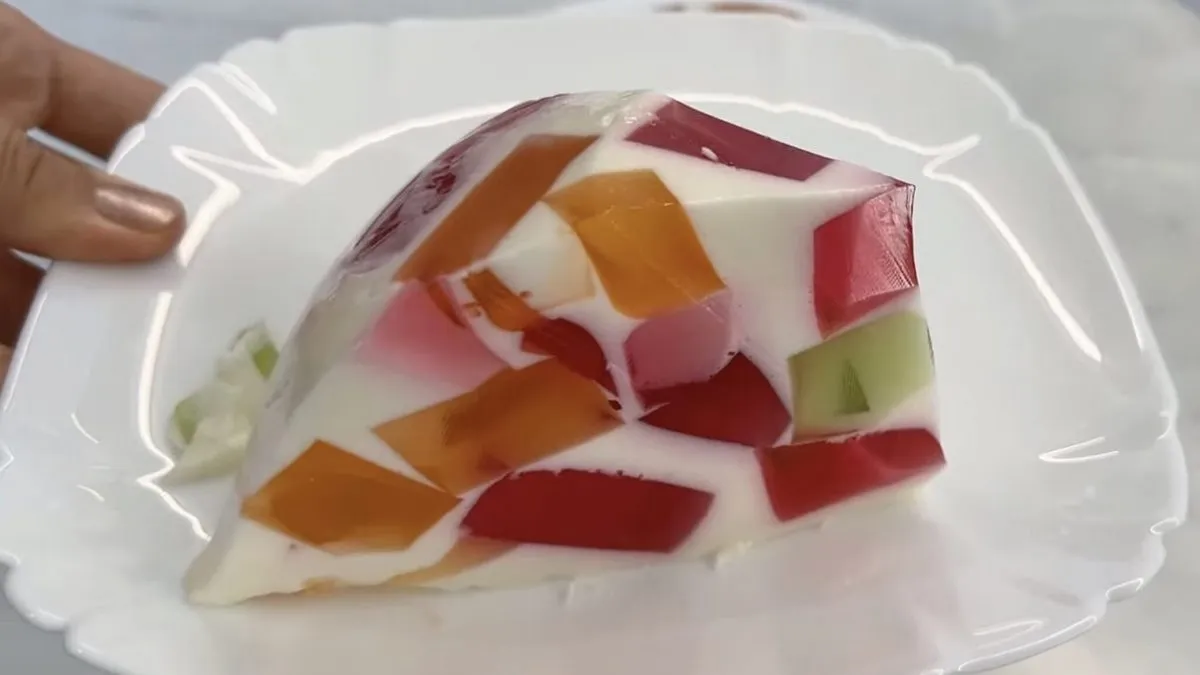 Святковий десерт «Бите скло»: господині порадили унікальний рецепт для всієї родини