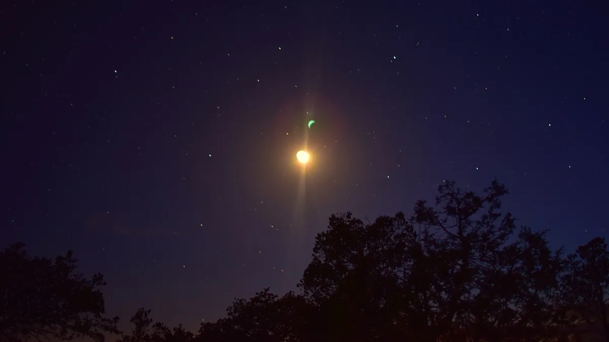 День нових ідей, свободи та вигідних союзів: що зірки готують вашому знаку на 24 вересня