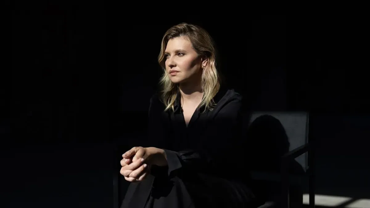 Зеленська знялася для ELLE Литва: перша леді пояснила, чому українцям важливі театри та концерти