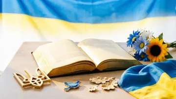 Від козацького пакту до ультиматуму Москві: як День Конституції 28 червня став головним символом українців