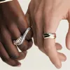 Від стародавнього Єгипту до подіумів: який аксесуар Dior та Hermès став головним хітом осені