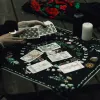 Леви та Стрільці – справжні фаворити дня, їх чекають кар'єрні злети та визнання: гороскоп на 5 вересня за Таро