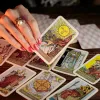 Стрільці – на вершині успіху, Риби – у коханні, Козороги – з прибутком: гороскоп на 18 вересня за картами Таро