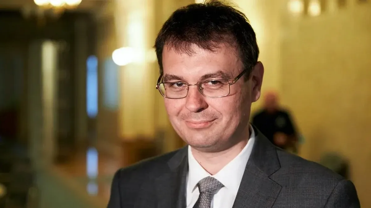 «Не ротом, а щоденною працею»: Гетманцев жорстко відповів Арестовичу на заяву про «трон»