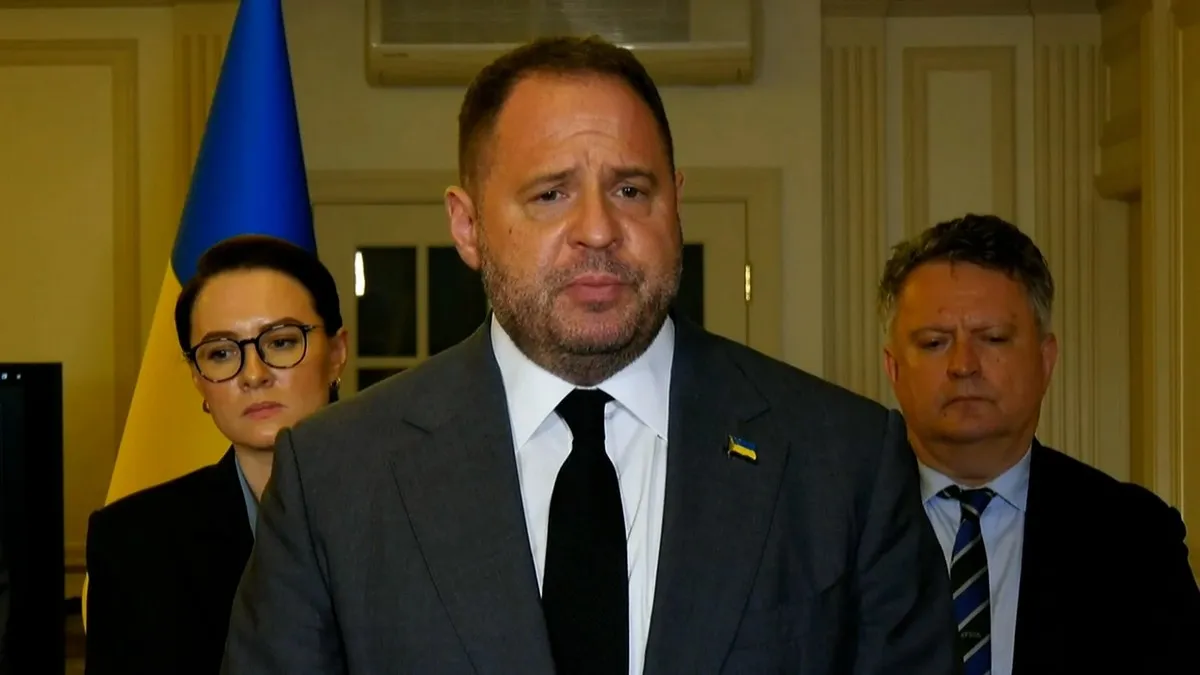 Єрмак сказав, що йде на фронт після відставки і обшуків: українці відреагували на заяву екскерівника ОП