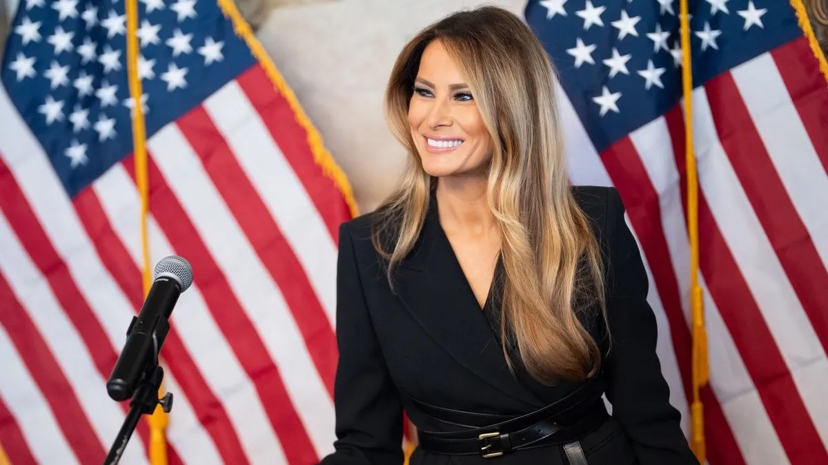 Трамп передав Путіну листа від своєї дружини: про що Меланія написала російському диктатору 