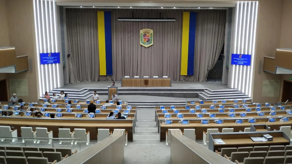 Депутати Полтавської облради не будуть молитися за Україну: чи варто говорити про сепаратизм