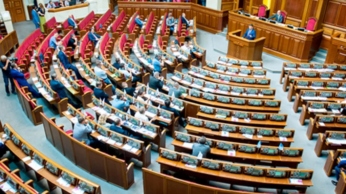 «Прийшов в їдальню, взяв каву»: у Верховній Раді заявили про масове отруєння депутатів