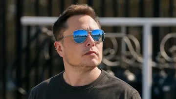 Ілону Маску – 54: як мільярдер змінював світ і які його погляди на війну в Україні
