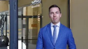 У Фінляндії радник політика втратив посаду через порно: чоловіка навіть не було видно в кадрі – відомі деталі