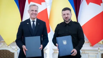 Зеленський підписав безпекову угоду з Канадою: вона включає фінансування виробництва зброї 