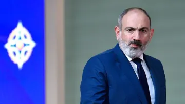 Прем’єр-міністр Вірменії Пашинян створив рок-гурт: чи означає це кінець його політичної кар'єри