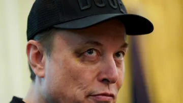 Ілон Маск прийшов до Трампа із синцем під оком: мільярдер пояснив, хто його вдарив