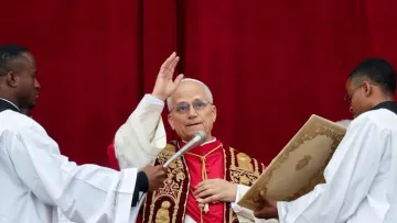 «Нехай замовкне гуркіт зброї»: Папа Римський привітав з Різдвом та закликав до миру в Україні