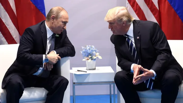 «Росія і Україна негайно почнуть переговори про припинення вогню»: Трамп розповів про свою розмову з Путіним