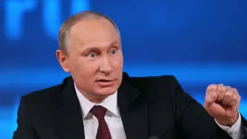 Путін боїться FPV-дронів? В охоронців диктатора помітили незвичний пристрій