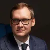 Колишній заступник Єрмака має сплатити 18 мільонів застави: за що обрали запобіжний захід Андрію Смирнову