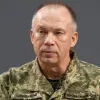 «Ваша робота не завжди потрапляє «в кадр»: Сирський привітав зв’язківців із професійним днем