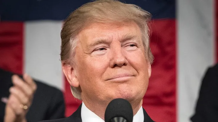 Дональду Трампу може бути ще гірше: лікарі зі США кажуть про загрозу ампутації кінцівок президента — деталі