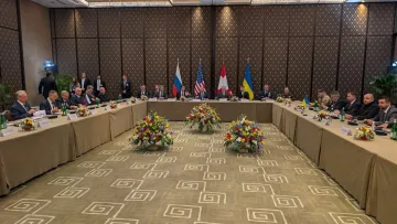 «Працюємо без зайвих очікувань»: Умєров розповів про старт тристоронніх переговорів у Женеві і показав фото