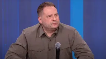 «Росіяни – майстри порожніх слів»: Єрмак звинуватив Росію у невиконанні обіцянки припинити вогонь