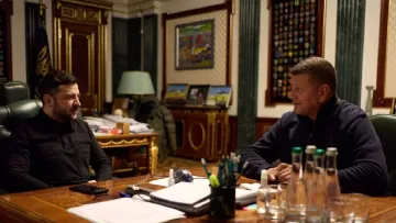 «Чи будете ви балотуватись?»: Залужного викликали до Києва, щоб відмовити від участі у президентських виборах