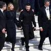 Привітався із Венсом та отримав місце біля фон дер Ляєн: Зеленський прибув на інтронізацію нового Папи Римського