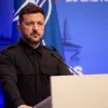 Зеленський відповів на одну з пропозицій росіян у Стамбулі: «Вважаю, що ідіоти»