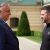 «Я не давав йому на це дозволу»: Зеленський обурився фото передвиборчої кампанії Орбана