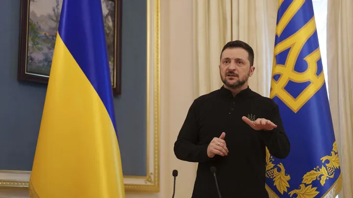 «Росія готова до закінчення війни»: Зеленський зробив важливі заяви напередодні зустрічі Трампа з Путіним