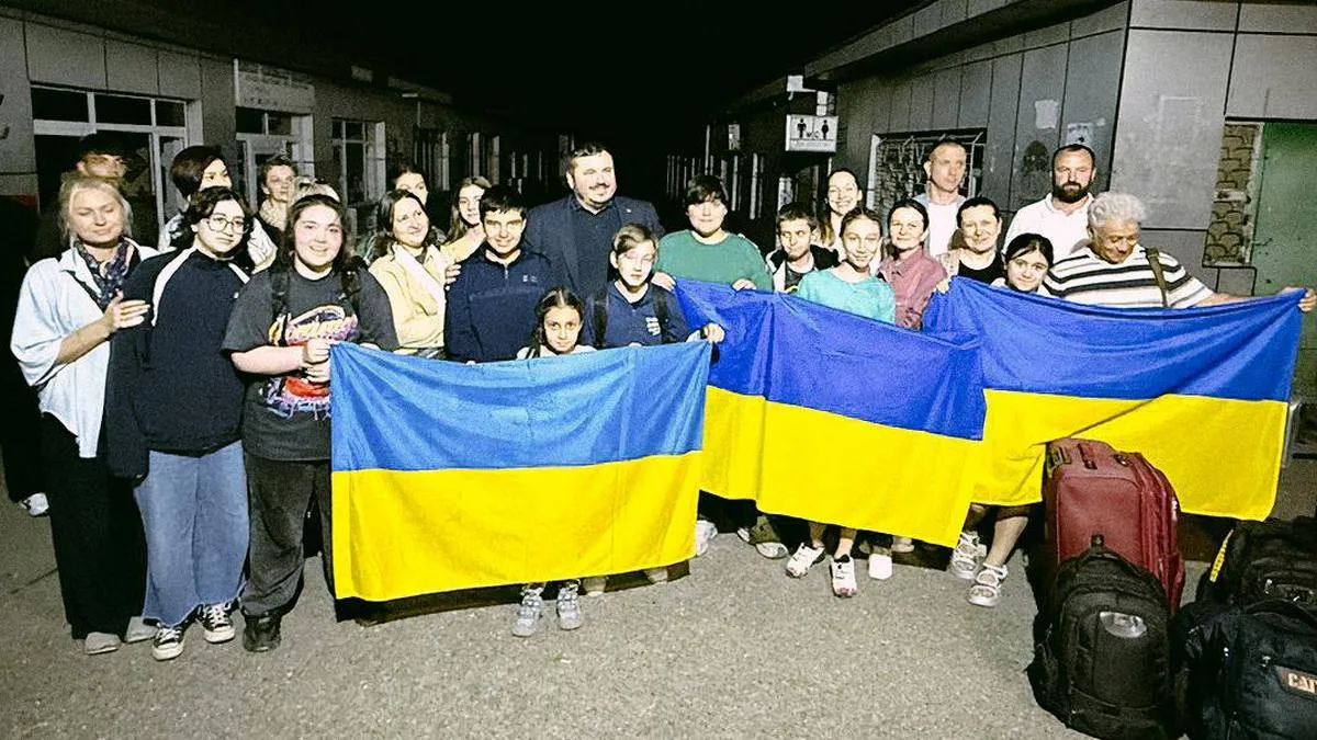 ГУР та МЗС провели евакуацію українців з Ірану: подробиці спецоперації, яку доручив провести Зеленський