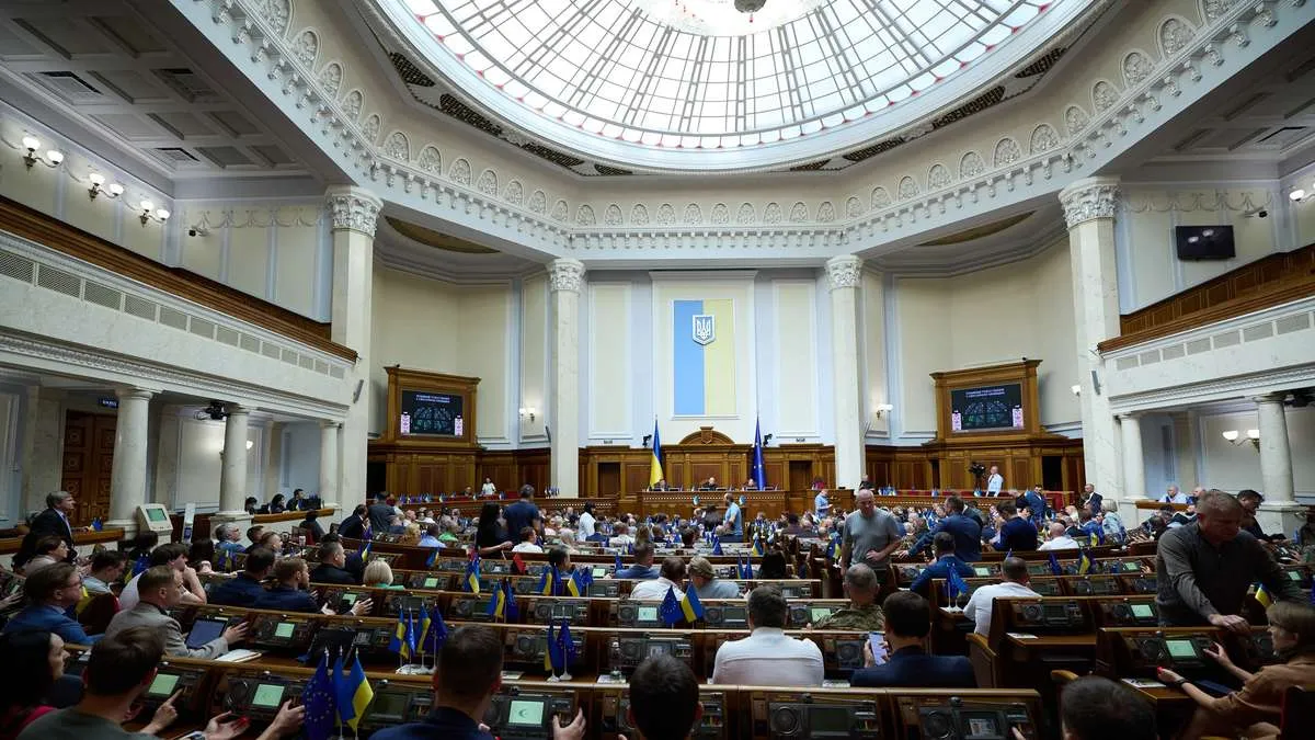 За день до зустрічі Трампа з Зеленським: НАБУ та САП викрили злочинну групу до якої входили нардепи