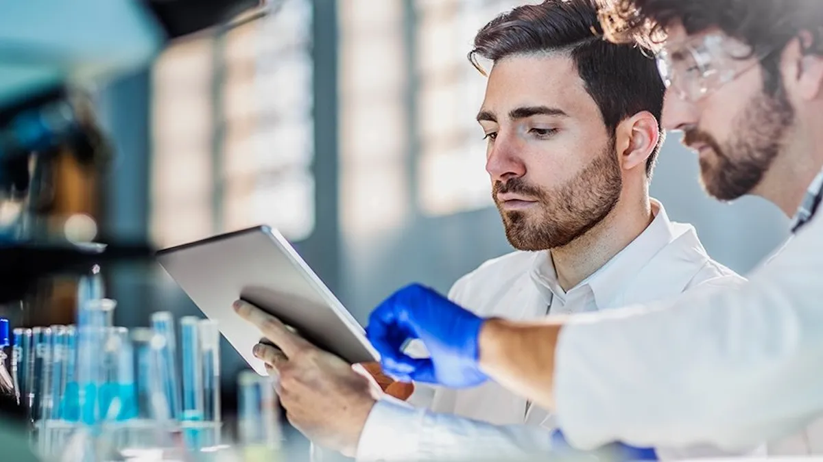 «Танцюючі» молекули: як вчені навчили штучний спинний мозок відновлюватися після ушкоджень