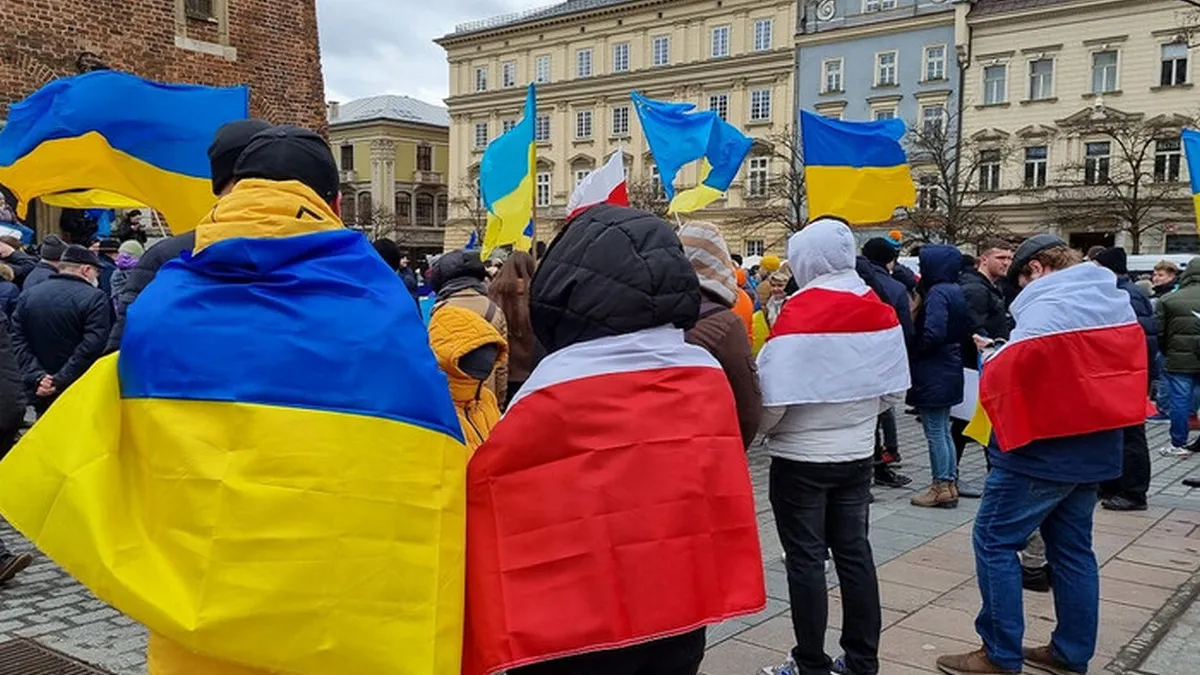 Не такий вже й тягар: в ООН розповіли, скільки Польща заробила на українських біженцях – суми вражають