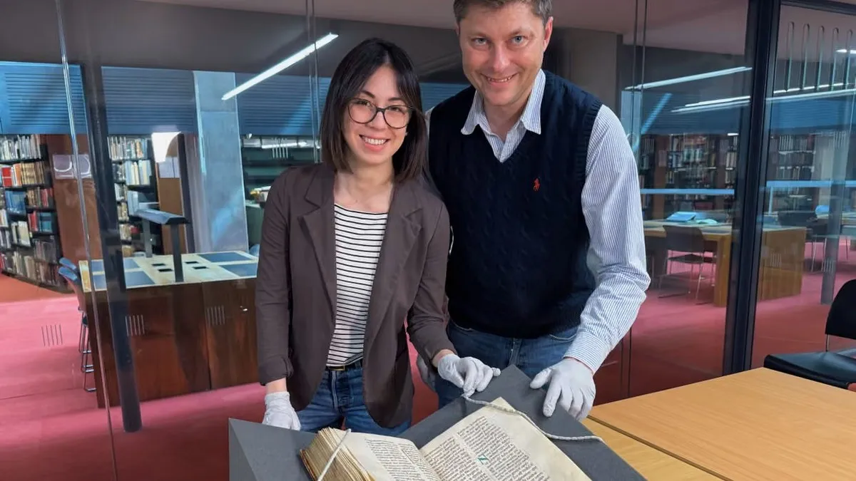 В Італії знайшли невідому копію найдавнішого твору Англії: весь цей час рукопис лежав в бібліотеці