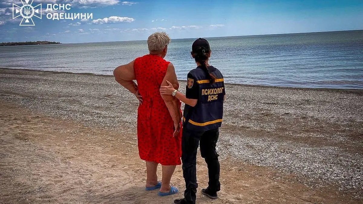 Моторошна трагедія на Одещині: рятувальники третю добу шукають 10-річну дитину, яку віднесло в море на кругу