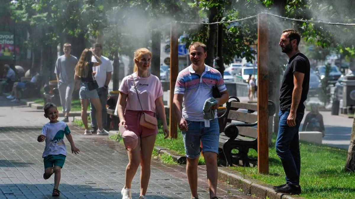 Яка погода буде завтра, 6 червня: де в Україні буде сильна спека, а де лишиться гроза з дощем