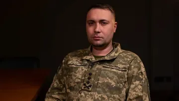 Не такий, як у Зеленського: яким телефоном насправді користується Кирило Буданов