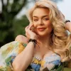 «13 поцілунків 13-річної Аліна Гросу»: співачка загадала, як у дитячому віці її переслідували папараці