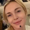 Осінній вихід у світ: Ліндсей Логан показала рідкісні кадри з чоловіком і трирічним Луаєм