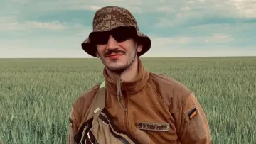Барабанщик «Квіткіс» загинув на фронті: у гурті розповіли про втрату Віталія Капранова 