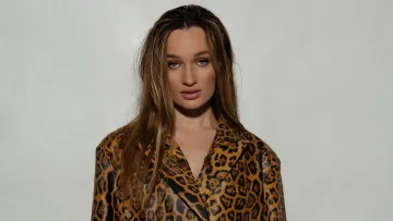 Чайлдфрі, яка стане мамою: Diana Gloster здивувала фанів новим треком і вагітністю